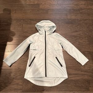 Mint Lightweight Hooded Rain Jacket with Zipper Pockets size small